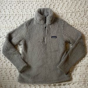 Patagonia “Los Gatos Fleece 1/4 zip”, Women’s small, Grey